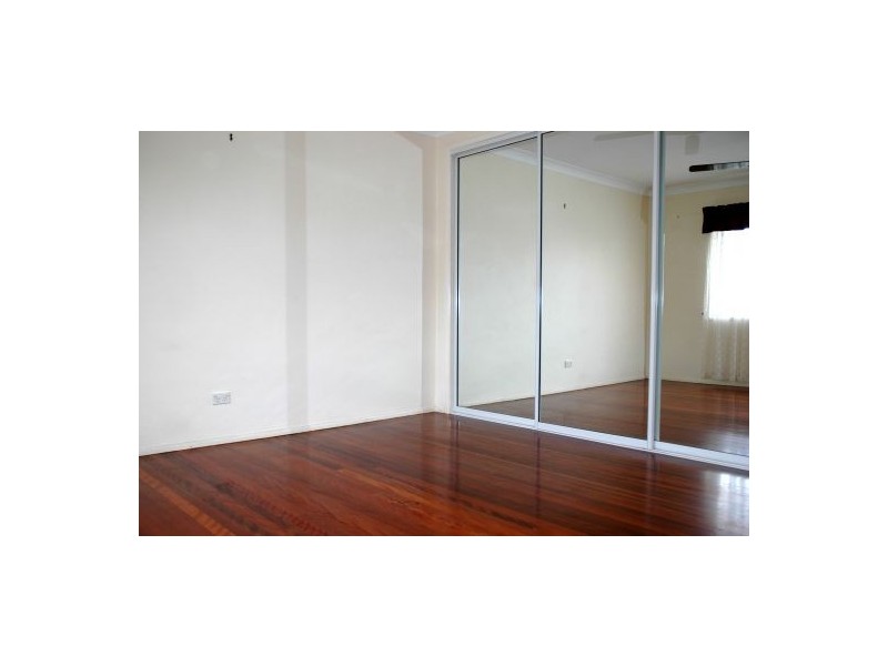 5 LANSVALE ST, Mitchelton QLD 4053