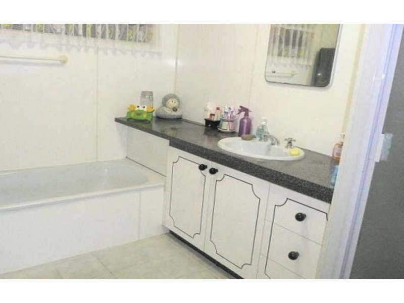 20 ULSTER DR, Bellmere QLD 4510