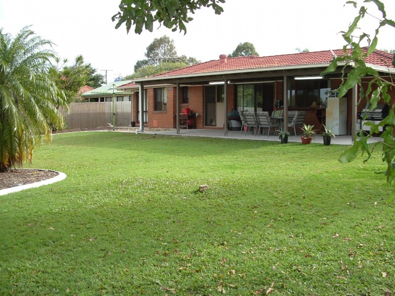 12 Fraser Place, Morayfield QLD 4506