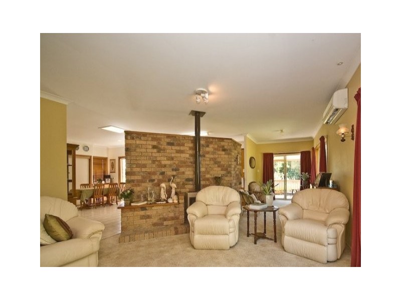 96 J Dobson Rd, Morayfield QLD 4506