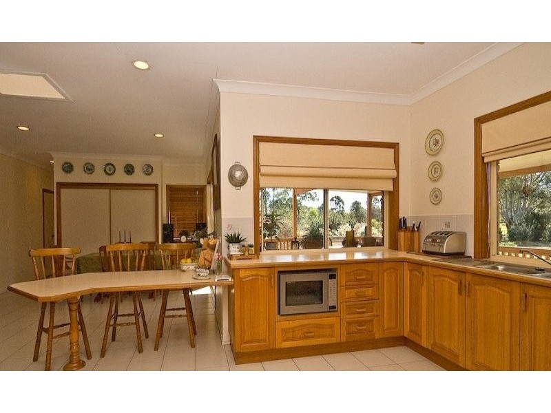 96 J Dobson Rd, Morayfield QLD 4506