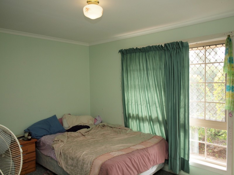 15 Crestbrook Drive, Morayfield QLD 4506