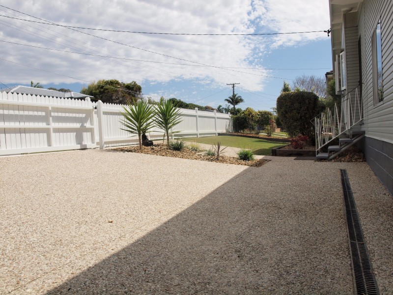 11 Sandralee Street, Brighton QLD 4017