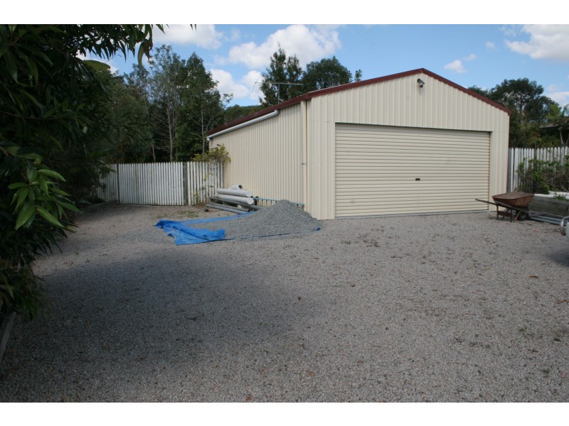 11 Melmor Court, Elimbah QLD 4516