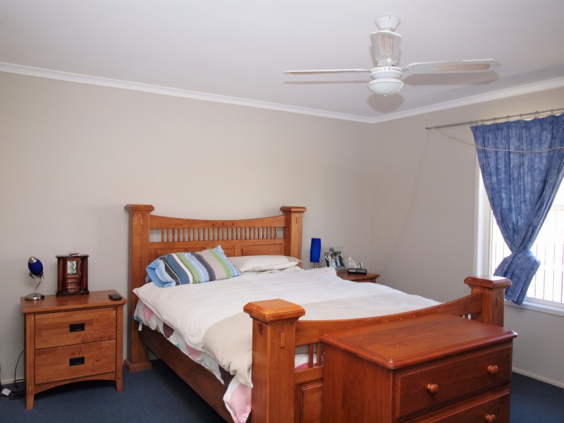 2 Ficus Ct, Morayfield QLD 4506