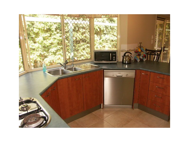 5 GUAVA PLACE, Narangba QLD 4504