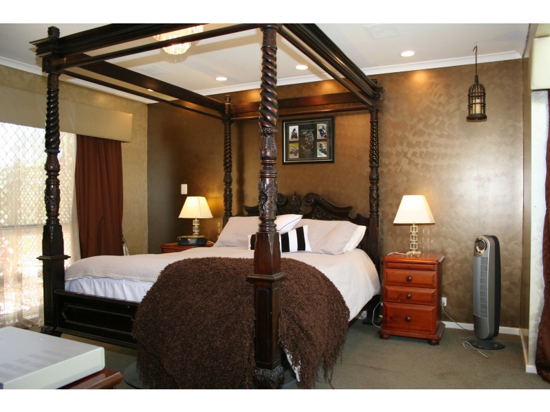 330  Old Bay Road, Burpengary QLD 4505