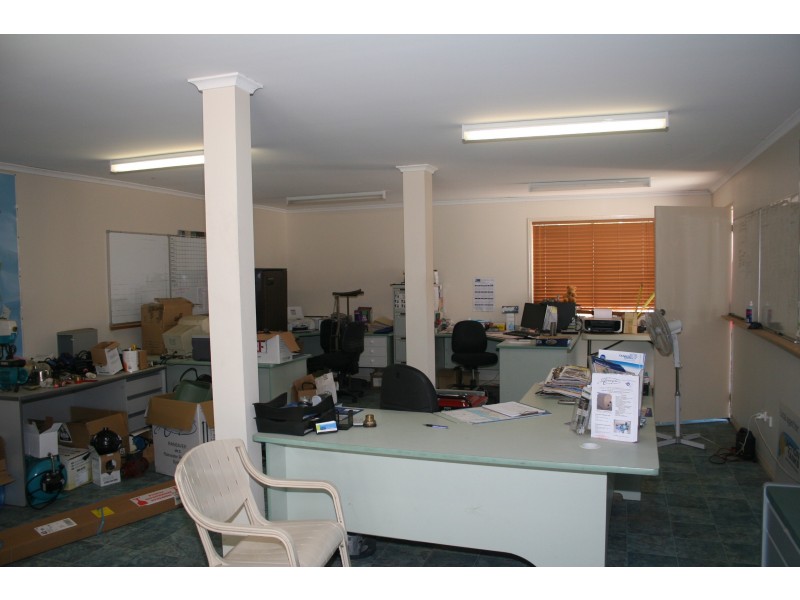 160 Deception Bay Road, Deception Bay QLD 4508