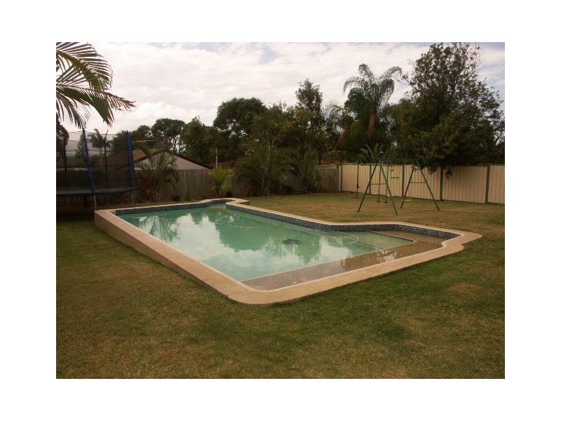 18 LACAROO ST, Bracken Ridge QLD 4017