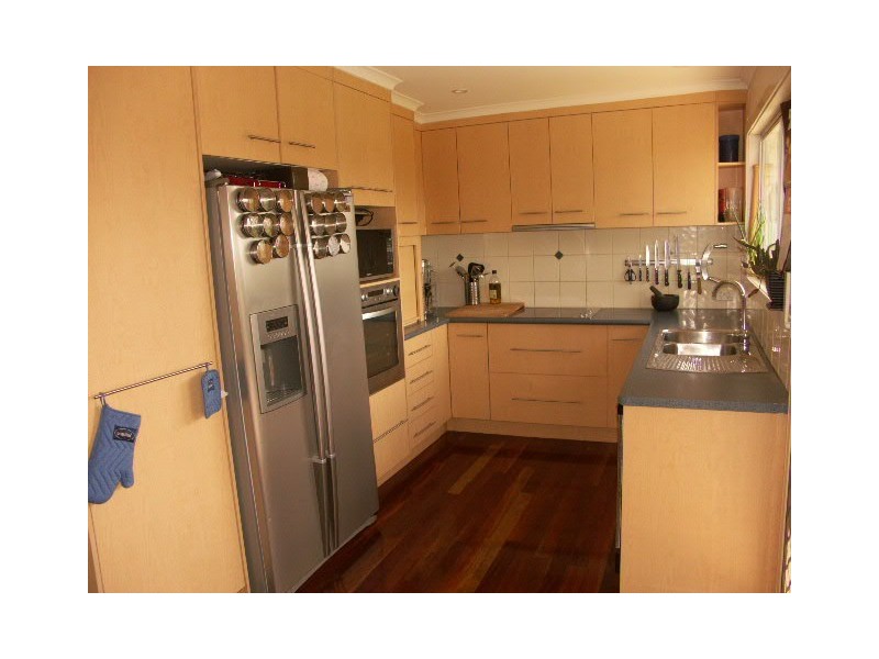 18 LACAROO ST, Bracken Ridge QLD 4017