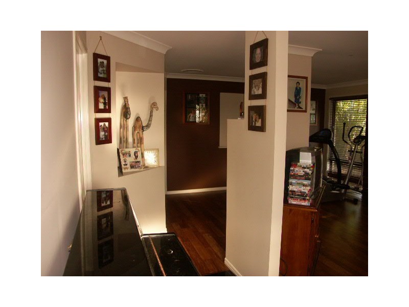 10 PARKVIEW ST, Morayfield QLD 4506