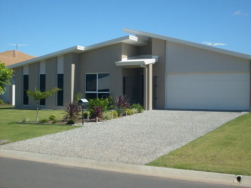 17 Auclair St, Caboolture QLD 4510