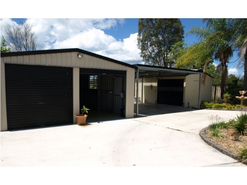 7 Honeysuckle Street, Caboolture QLD 4510