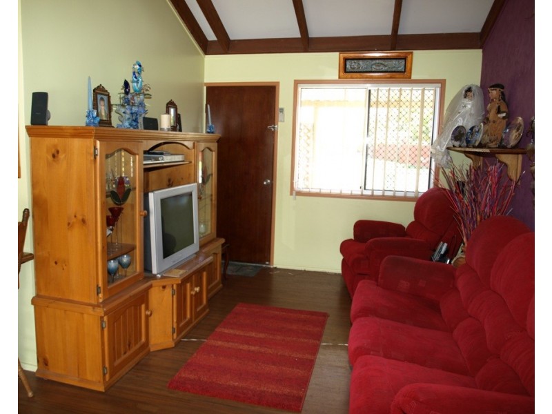 7 Honeysuckle Street, Caboolture QLD 4510