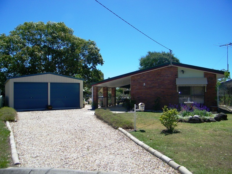 5 Brae Court, Caboolture QLD 4510
