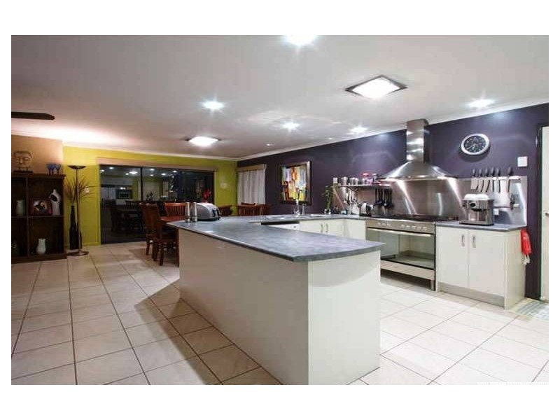 15 Elmwood, Narangba QLD 4504