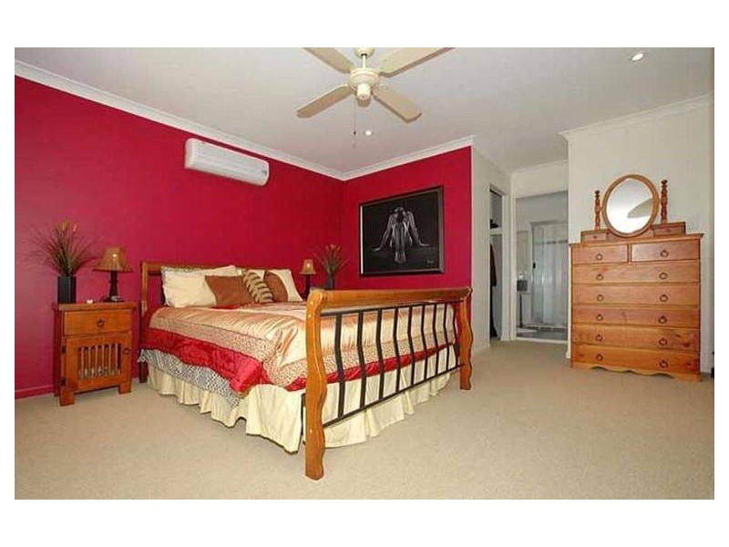 15 Elmwood, Narangba QLD 4504