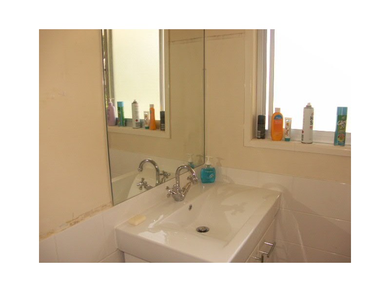 12 ROBYN ST, Burpengary QLD 4505