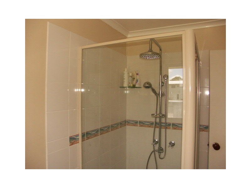 12 ROBYN ST, Burpengary QLD 4505