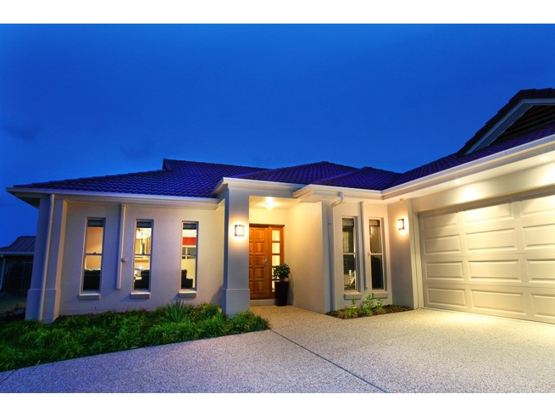 31 Greenlinks Crescent, Narangba QLD 4504