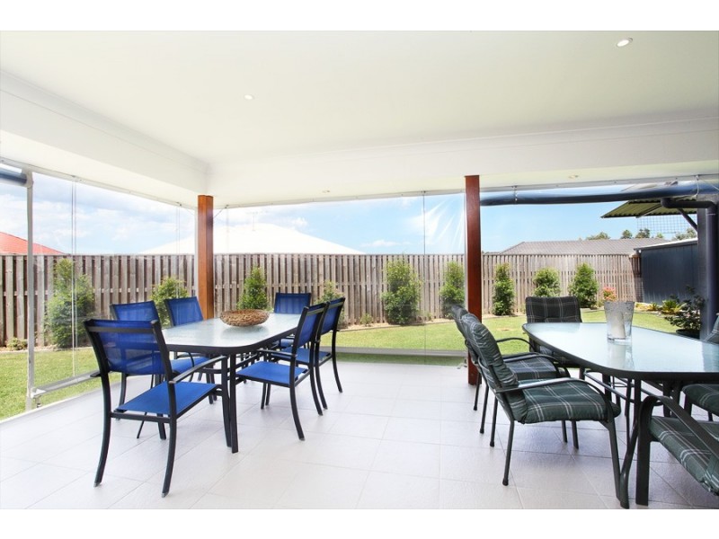 7 Angophora Close, Narangba QLD 4504