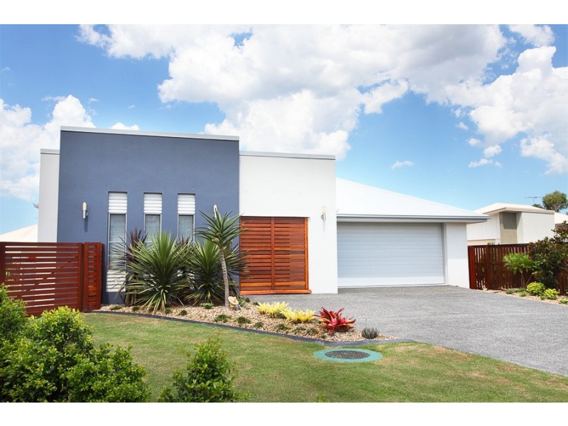 7 Angophora Close, Narangba QLD 4504