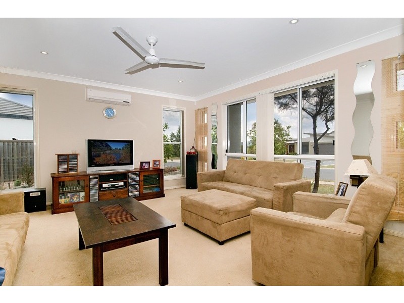 11 Creekside Drive, Narangba QLD 4504