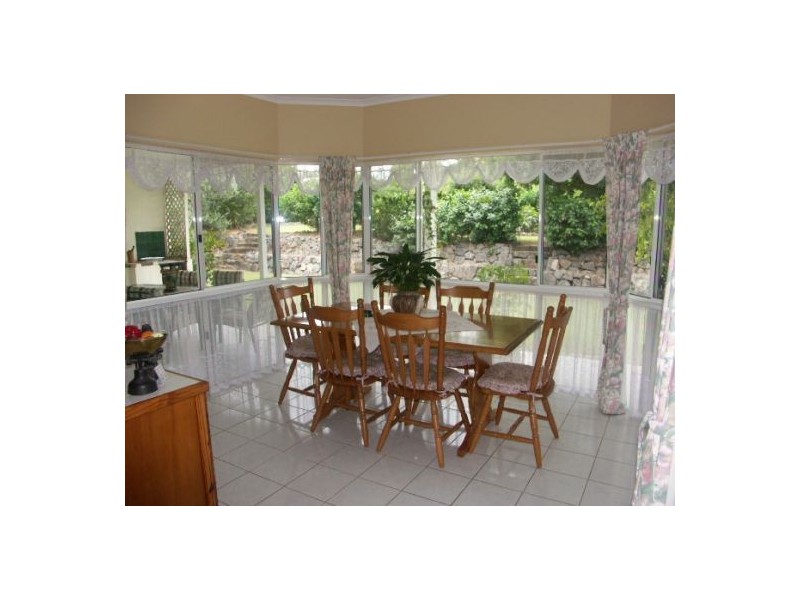 Glass House Mountains QLD 4518