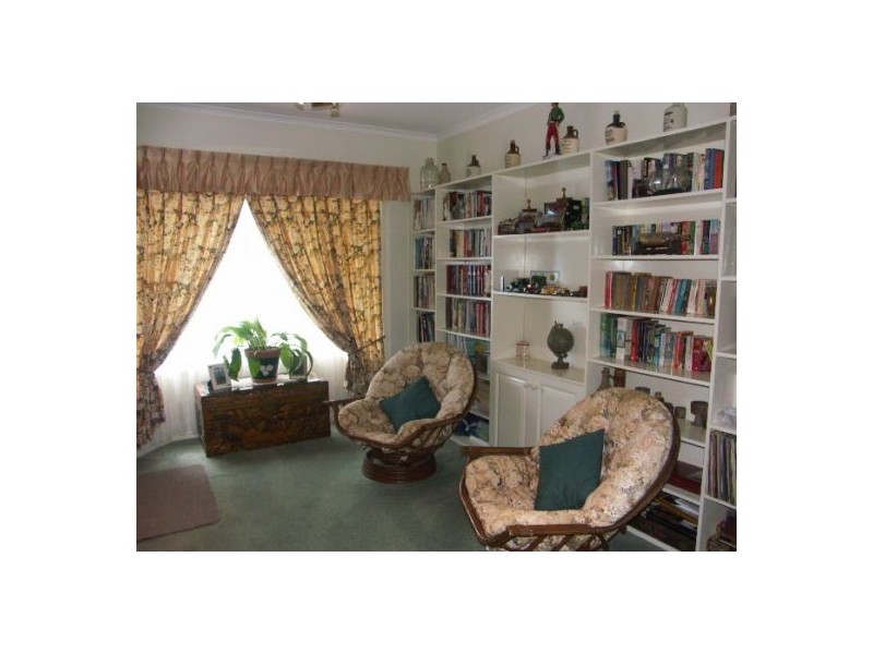 Glass House Mountains QLD 4518