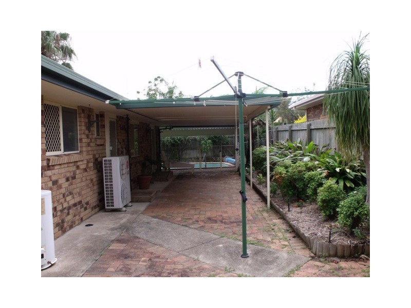 31 Hillmont Crescent, Morayfield QLD 4506