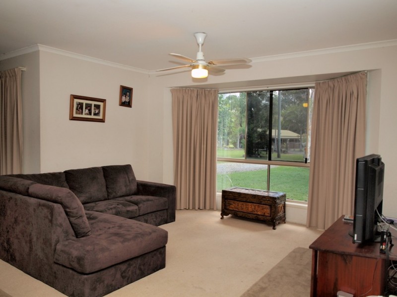 28 Lynanda Ct, Caboolture QLD 4510