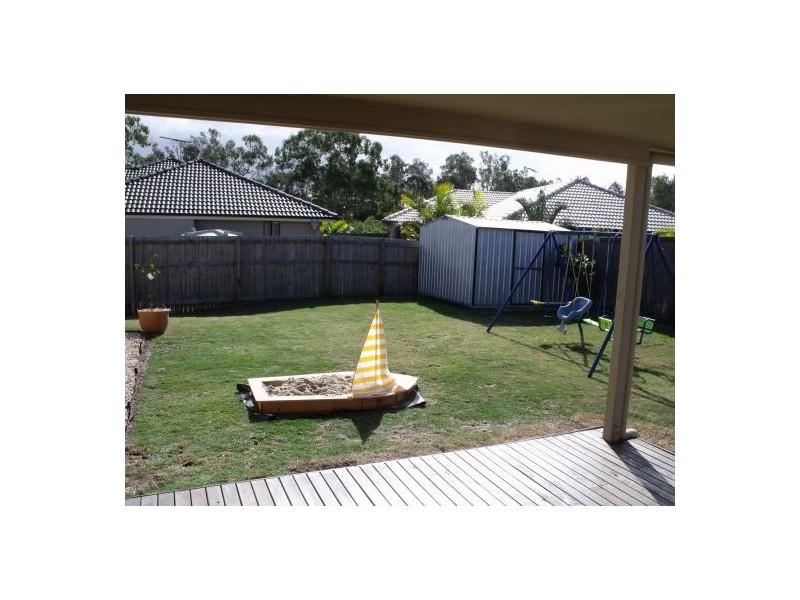 16 Leggett Street, Morayfield QLD 4506