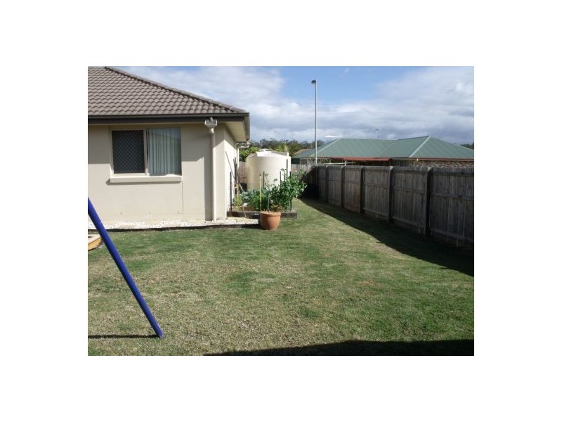 16 Leggett Street, Morayfield QLD 4506