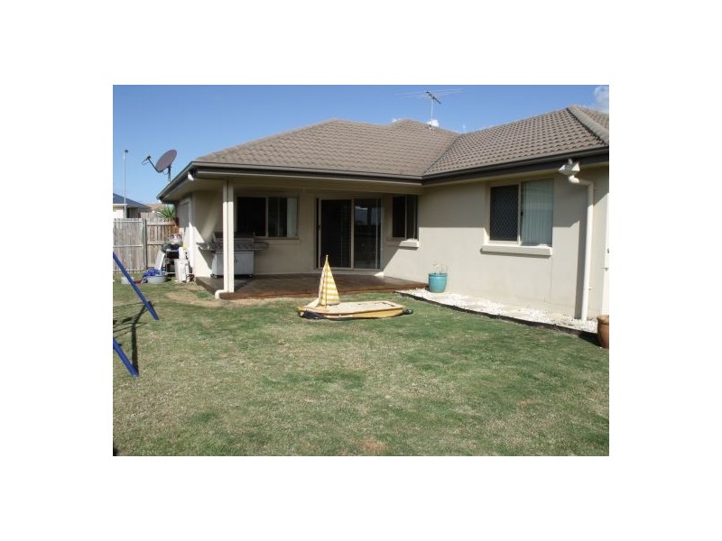 16 Leggett Street, Morayfield QLD 4506