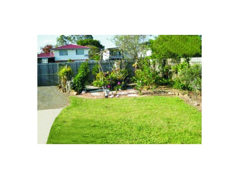 24 FRANK ST, Caboolture South QLD 4510