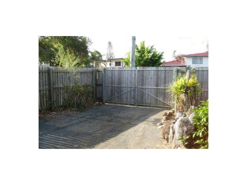 24 FRANK ST, Caboolture South QLD 4510