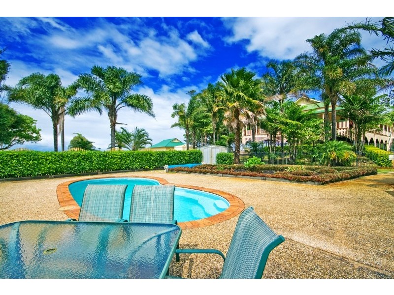 149 Campbell Parade, Beachmere QLD 4510