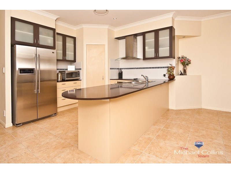 17 White Cedar Place, Narangba QLD 4504