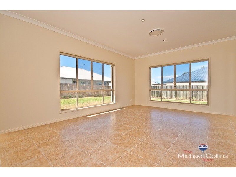 17 White Cedar Place, Narangba QLD 4504