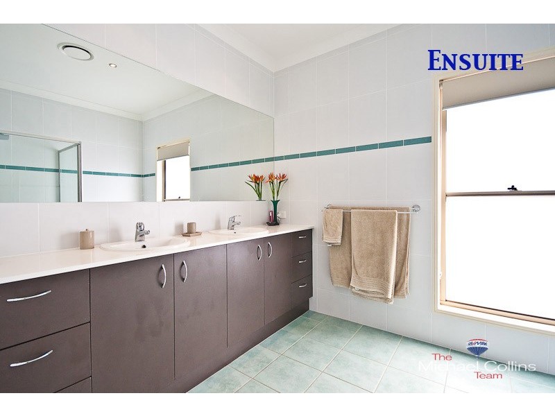 17 White Cedar Place, Narangba QLD 4504