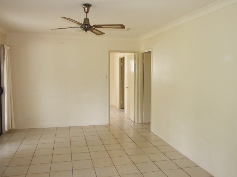 18 Randolph Street, Beachmere QLD 4510