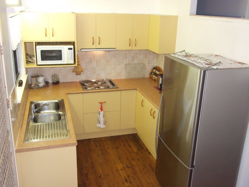 8 Simon Street, Deception Bay QLD 4508