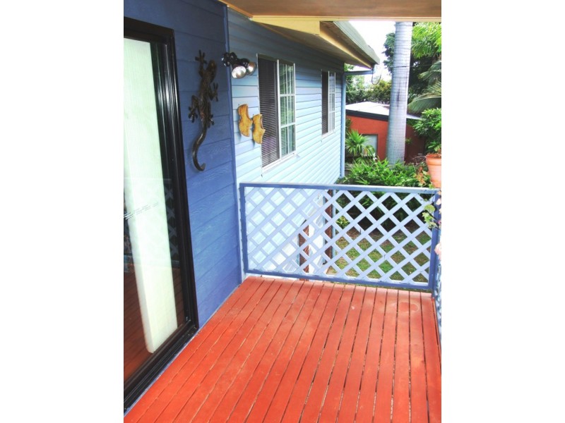 8 Simon Street, Deception Bay QLD 4508