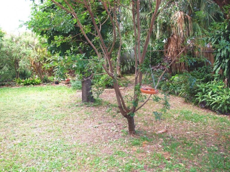 8 Simon Street, Deception Bay QLD 4508