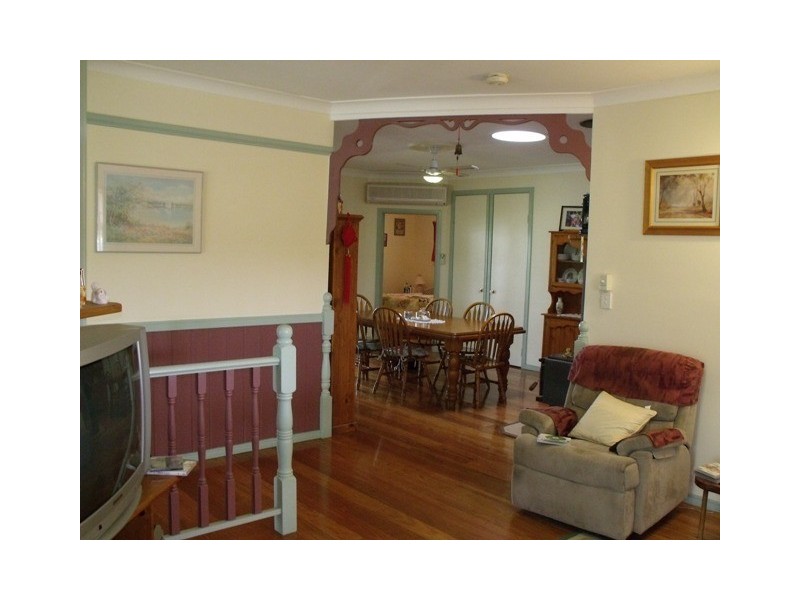 6 Elizabeth Street, Beachmere QLD 4510