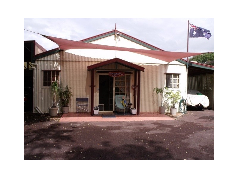 6 Elizabeth Street, Beachmere QLD 4510