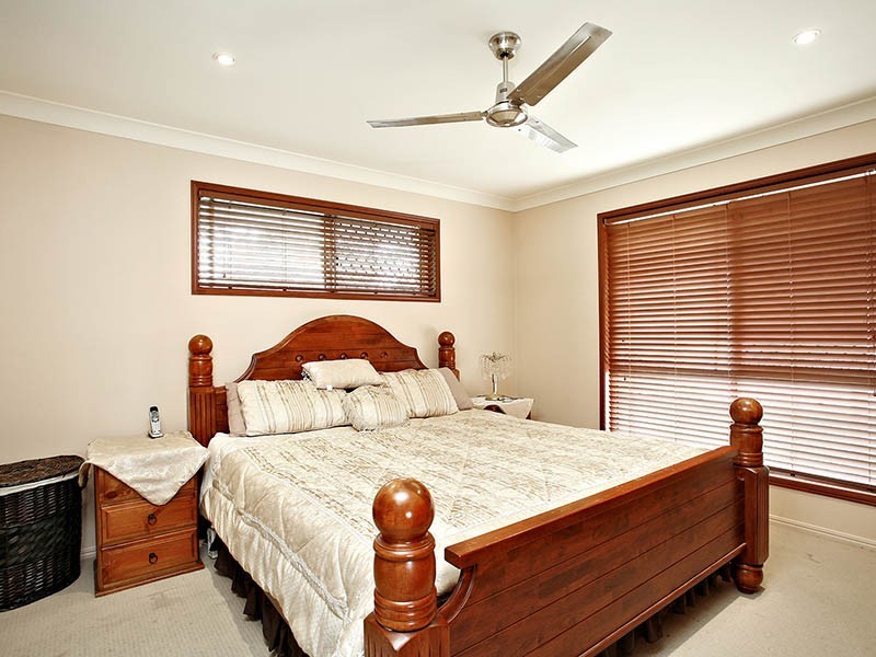 15 Lightwood Place, Narangba QLD 4504