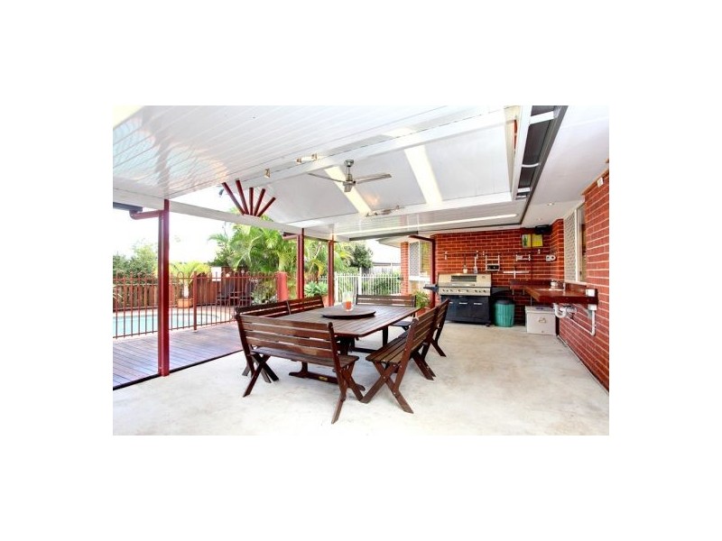 13 Gypsy Court, Eatons Hill QLD 4037