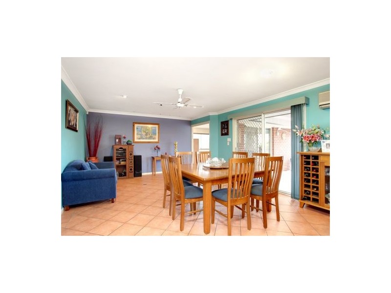 13 Gypsy Court, Eatons Hill QLD 4037