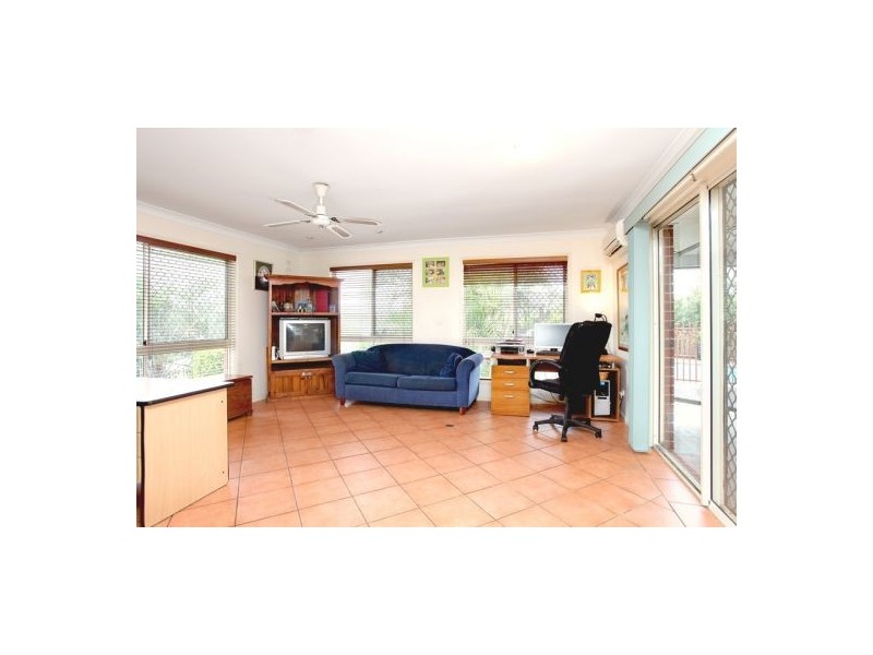 13 Gypsy Court, Eatons Hill QLD 4037